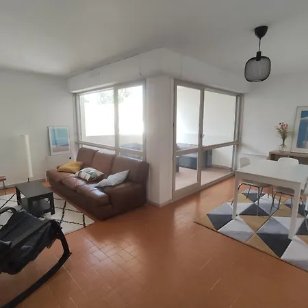 Family For 10 People With Balcony *
